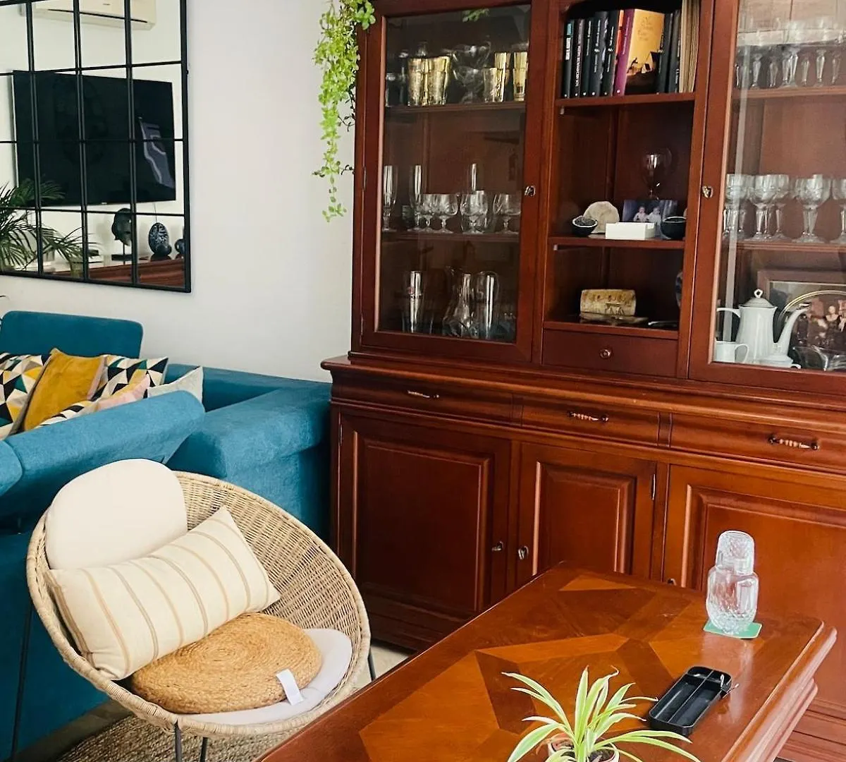 Casa Andaluza Con Piscina Y Jardin Privado En Gelves A 15 Minutos Del Centro De Sevilla